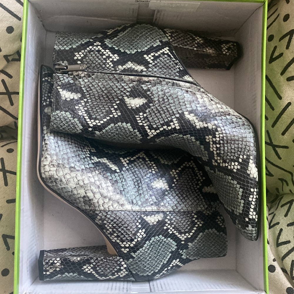 Sam Edelman Raelle Snakeskin Bootie - Picture 4 of 12